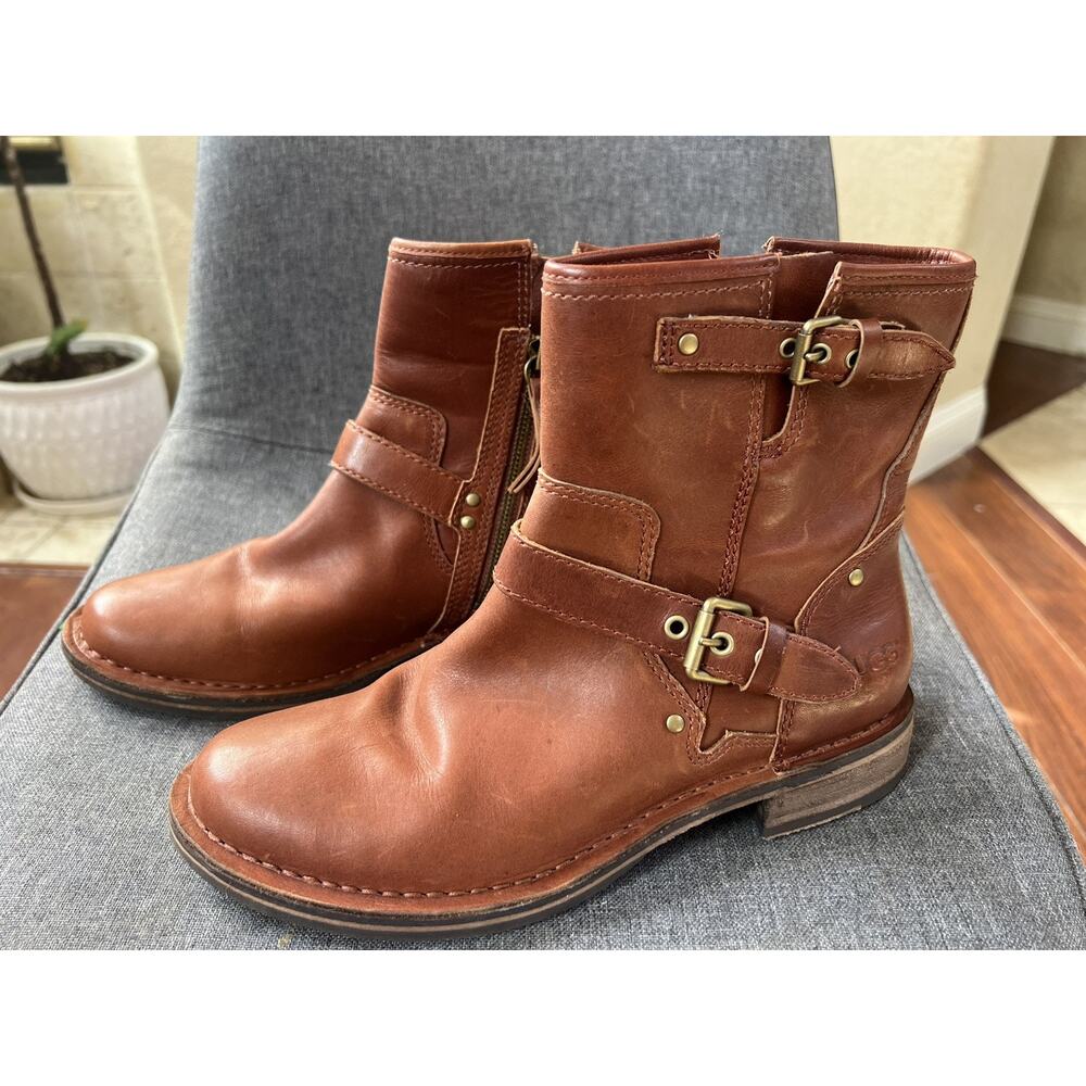 Uggs Australia Short Moto Buckles Zip Fabrizia Boots Leather Women’s sz 8
